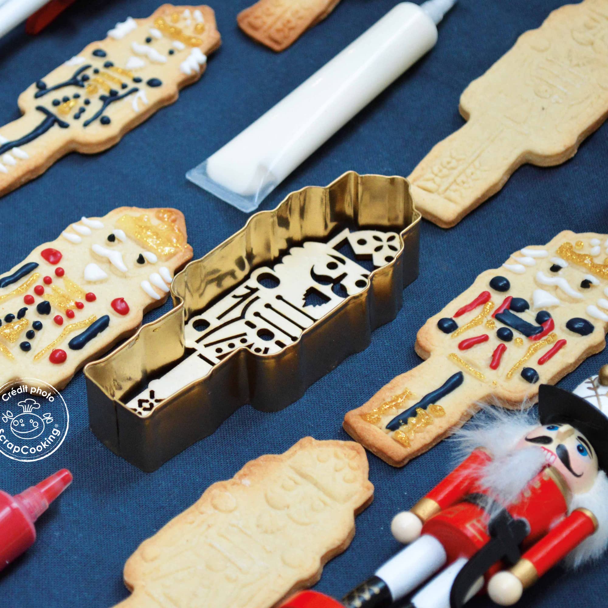 scrapcooking-emporte-pi-ces-casse-noisette-d-coupoir-embosseur-dor image 6