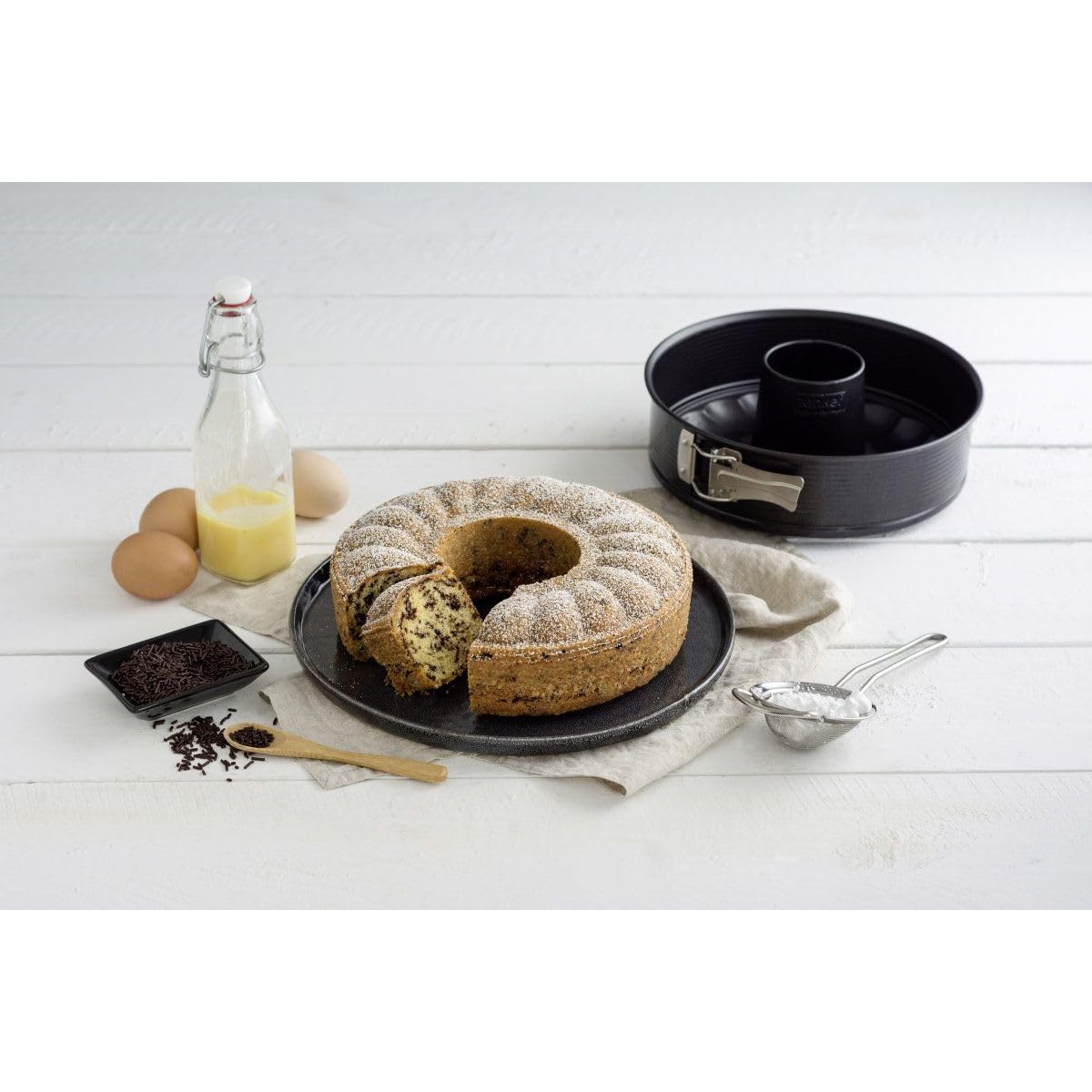 zenker-black-metallic-lot-3-moules-manqu-savarin-20-24-28-cm image 7