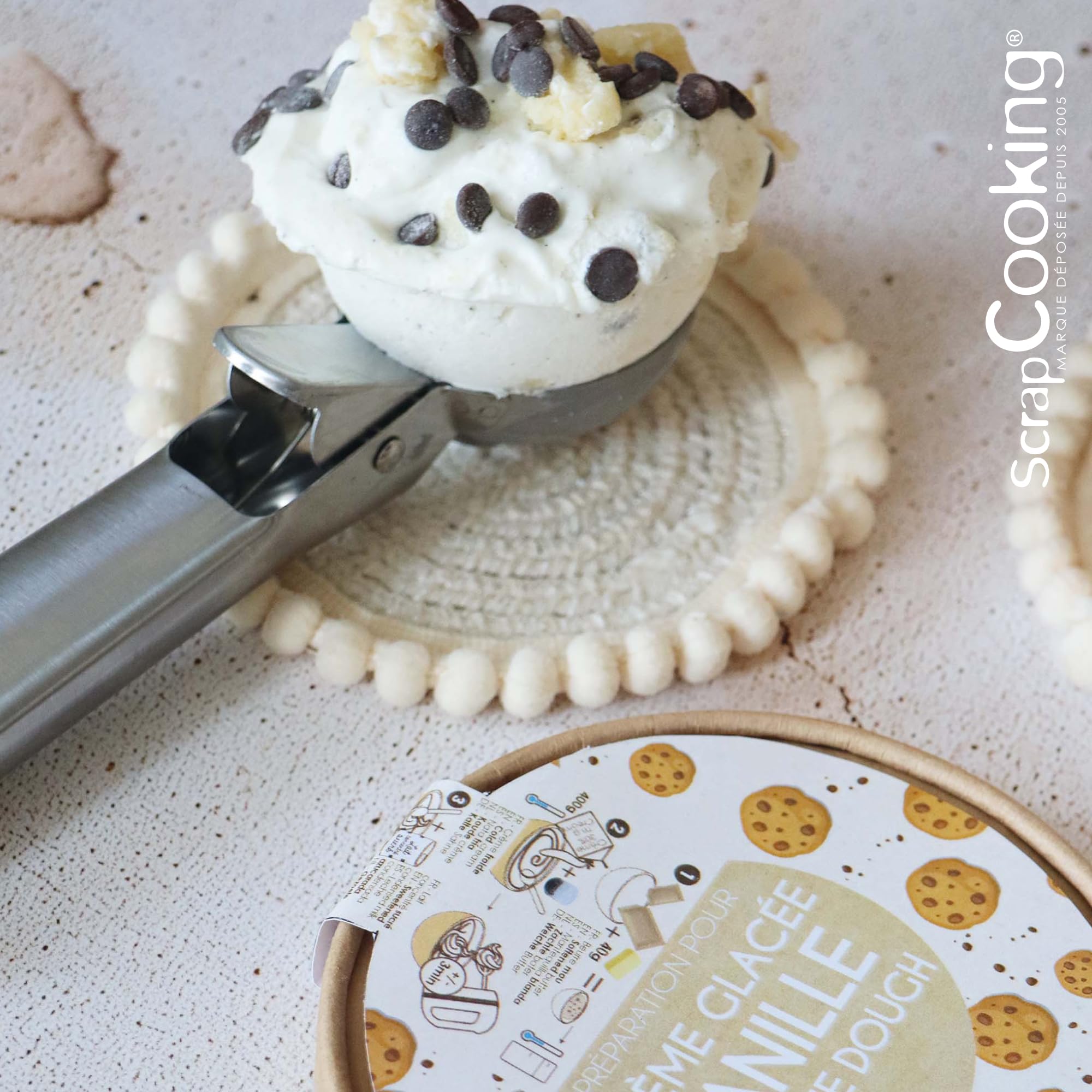 scrapcooking-ingr-dients-pr-paration-glace-vanille-cookie-dough-110-g image 8