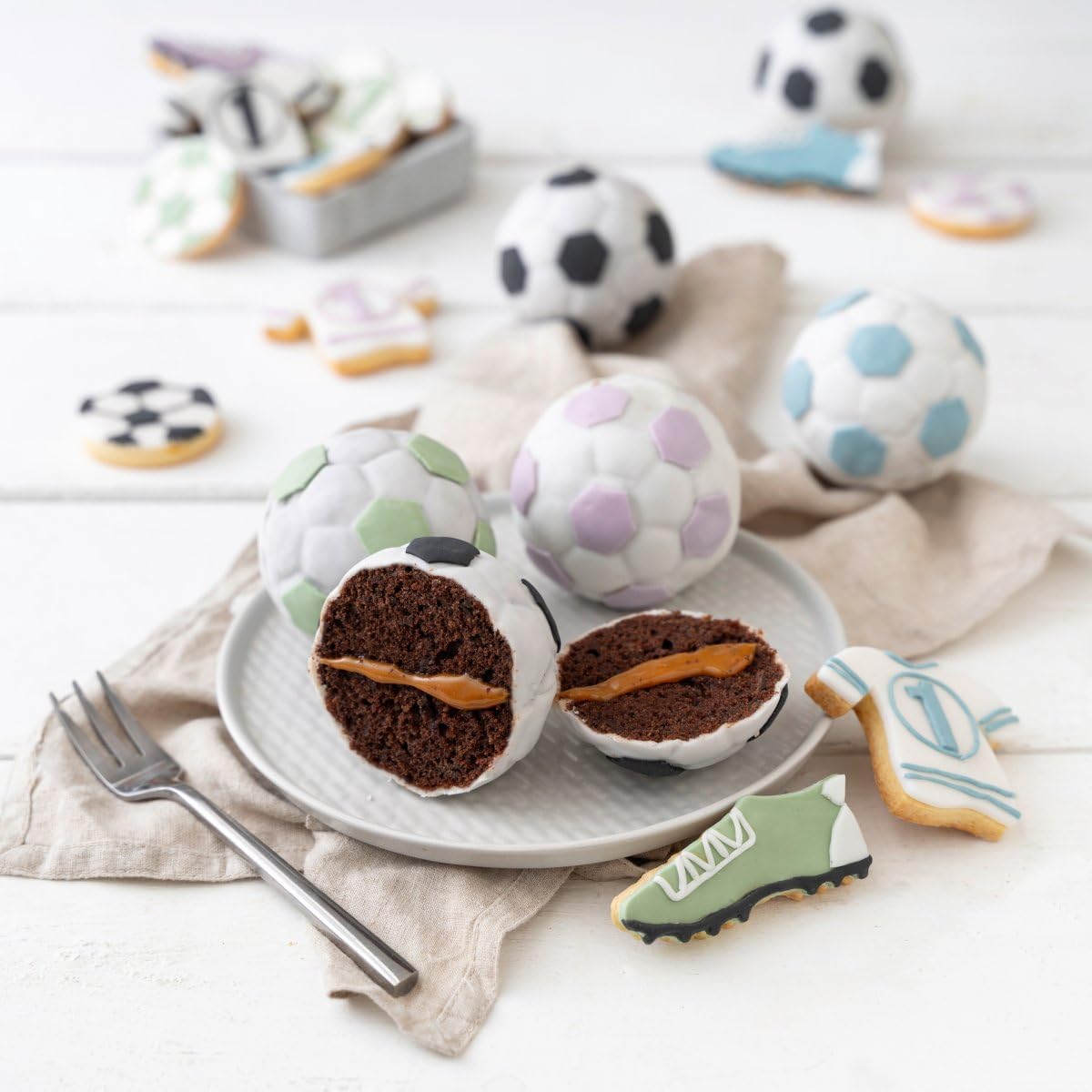 zenker-special-countries-moule-ballon-foot-12-muffins-inox image 8