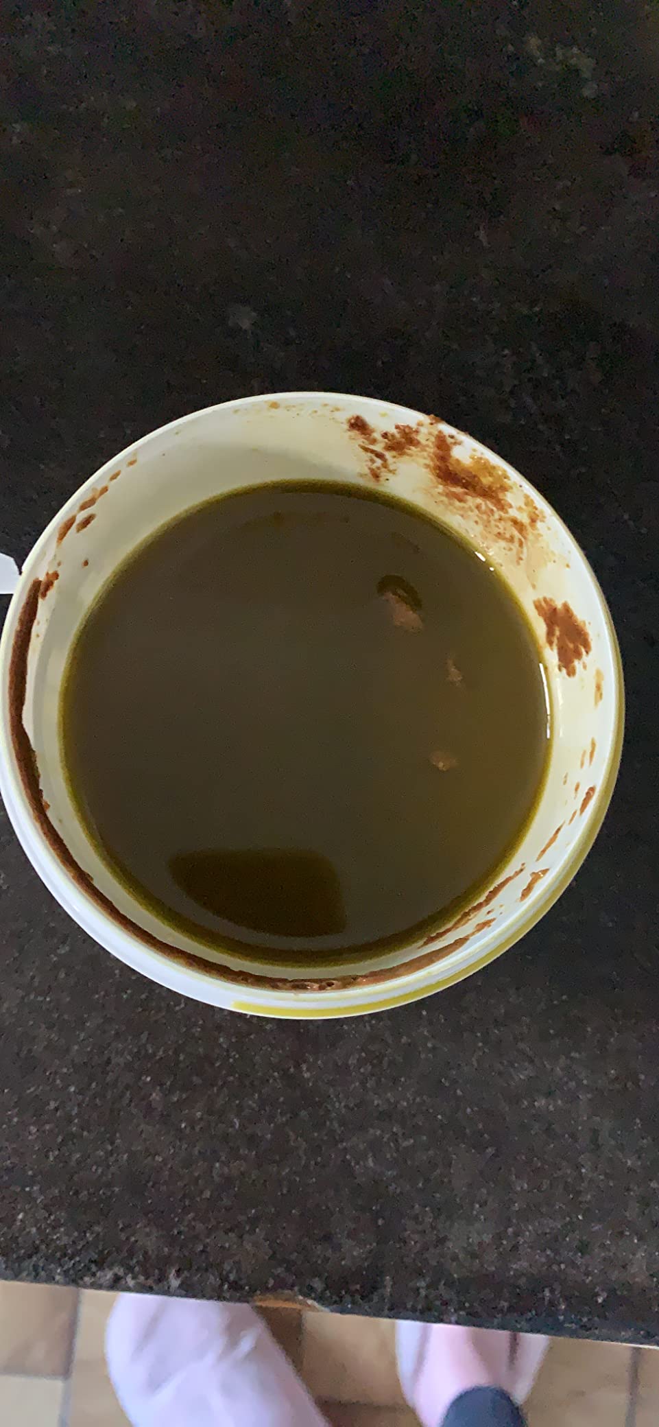 Pot généreux
